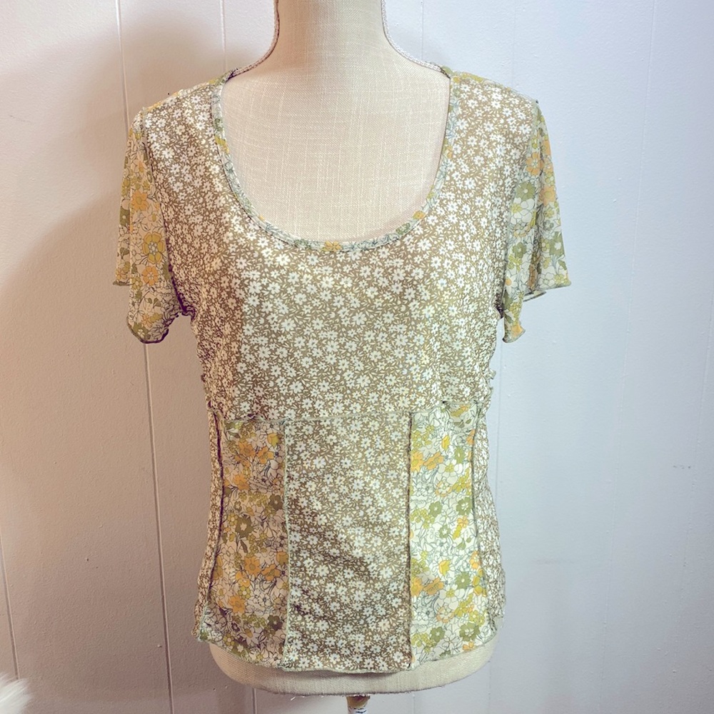 Jolt Serene Ivy Top